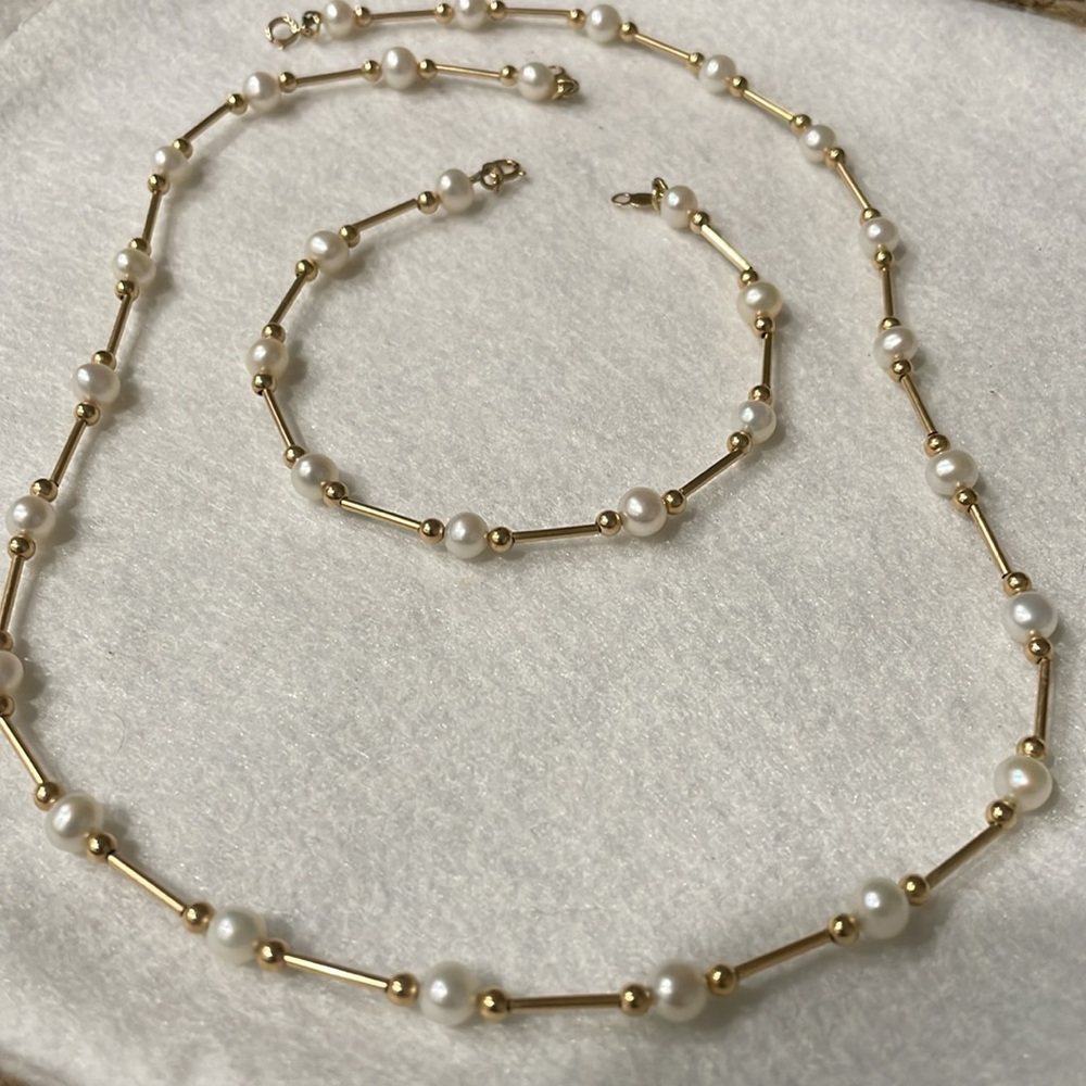 14K Yellow Gold Ball Culture Pearl Beaded 18” Necklace & 7” Bracelet